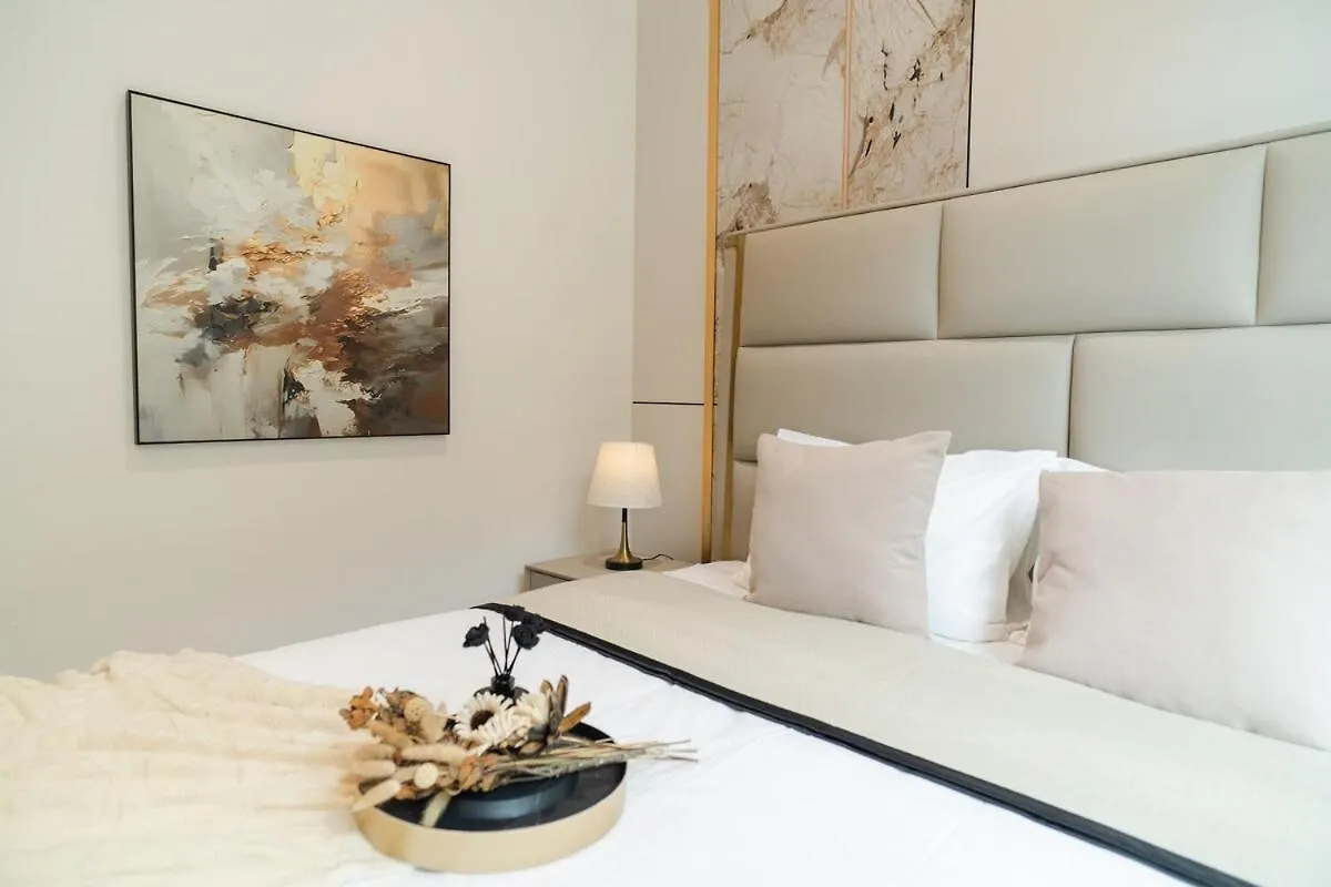 Georgetown Elegant Golden Jacuzzi Ktv 5Br 16Pax E Villa 0*, George Town