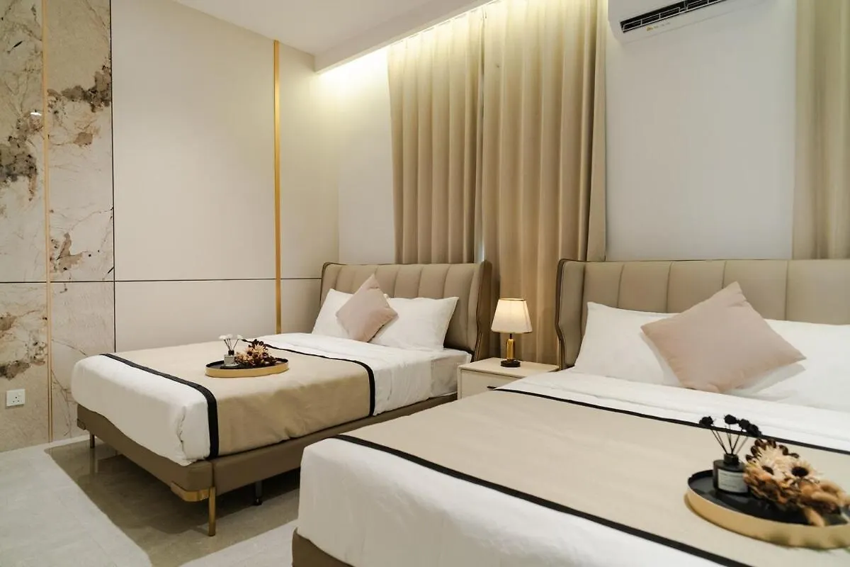 Georgetown Elegant Golden Jacuzzi Ktv 5Br 16Pax E Villa Malaysia