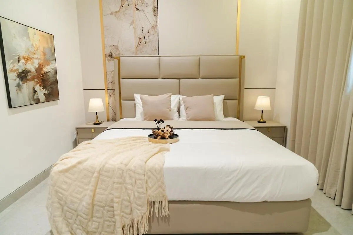 Georgetown Elegant Golden Jacuzzi Ktv 5Br 16Pax E Villa 0*, George Town Malaysia