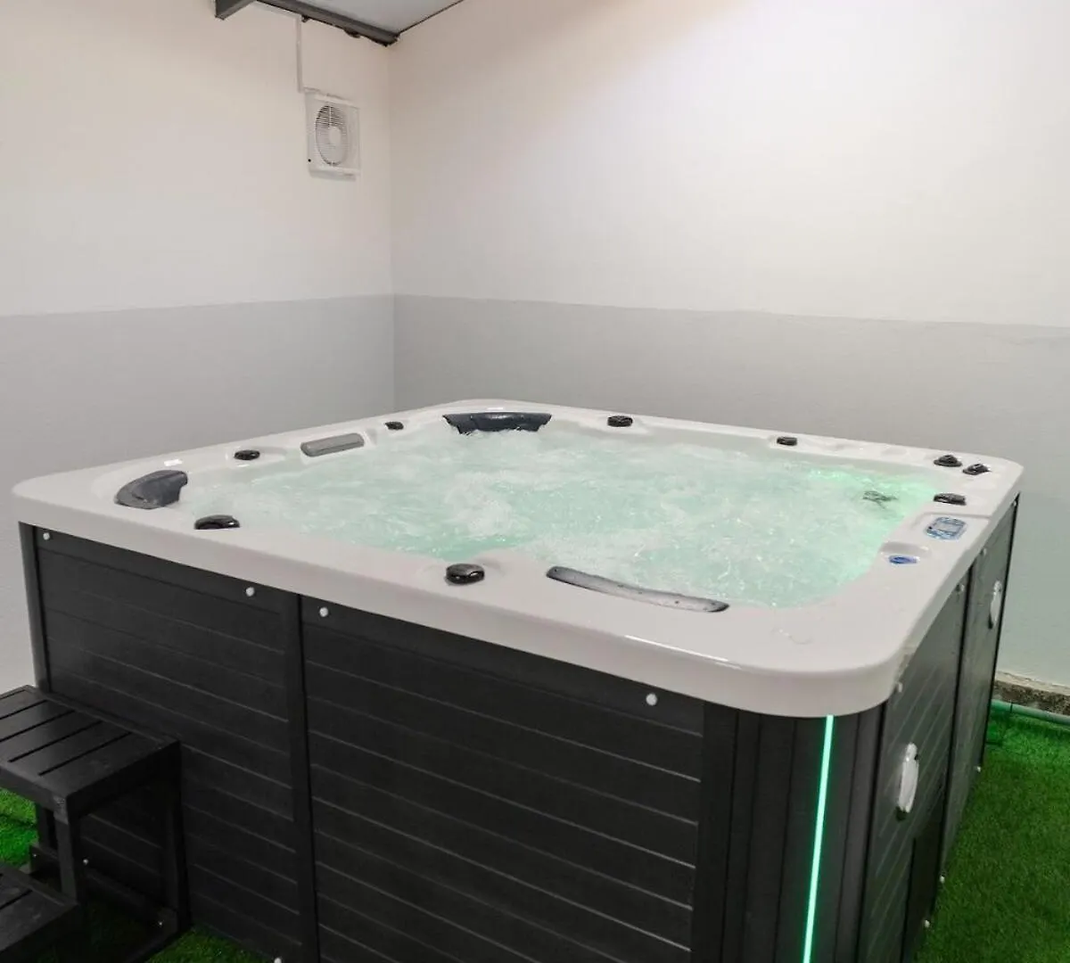 Prázdninový dům Vila Georgetown Elegant Golden Jacuzzi Ktv 5Br 16Pax E